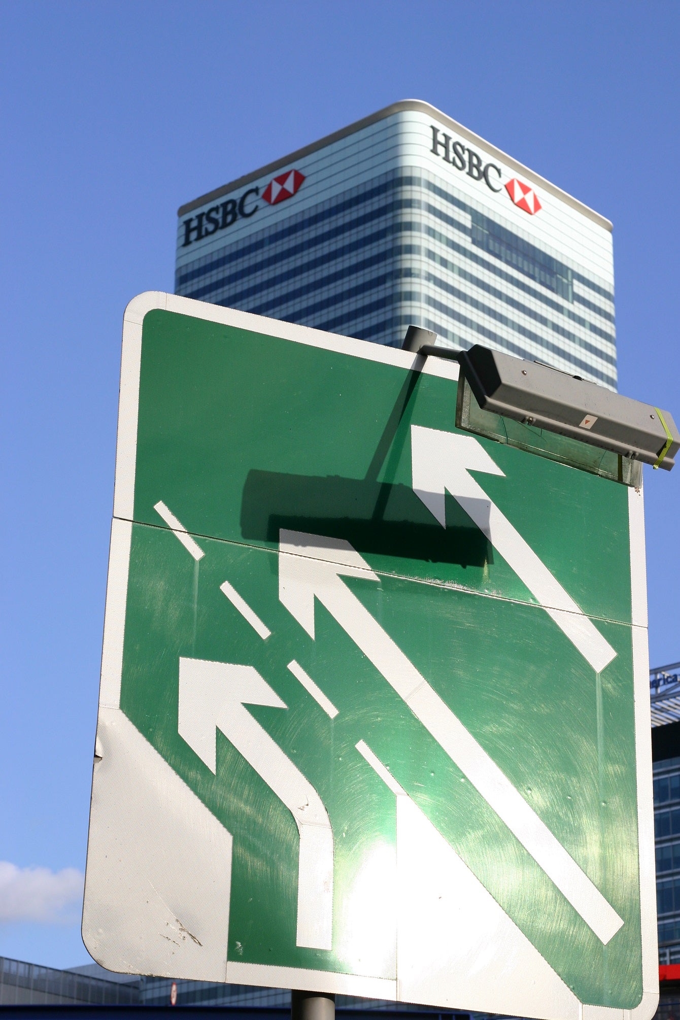 HSBC building at Canary Wharf photograph
