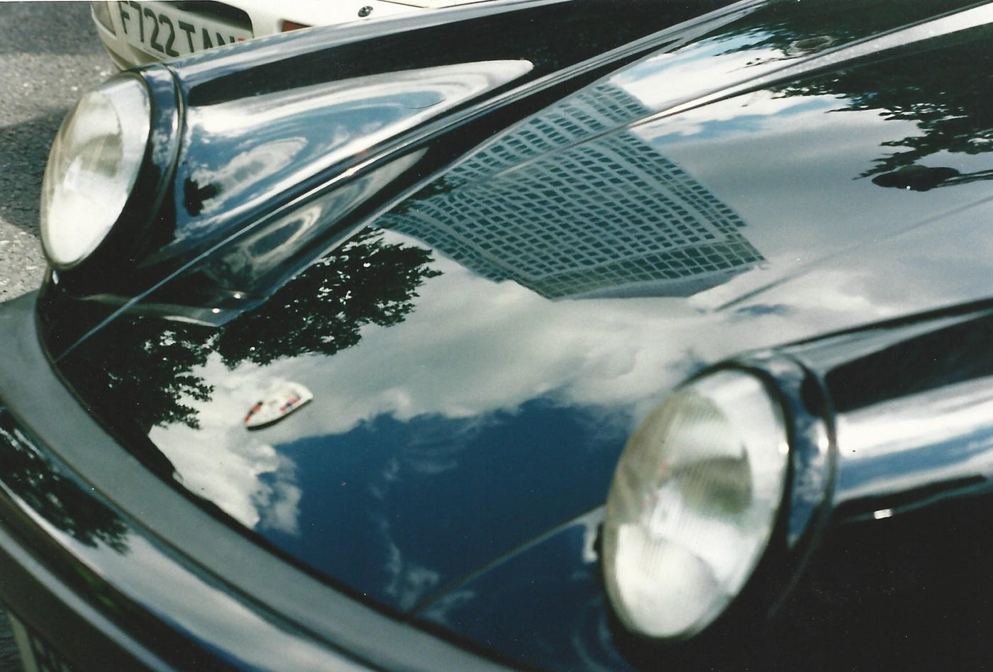 Porsche at Canary Wharf photograph no.2